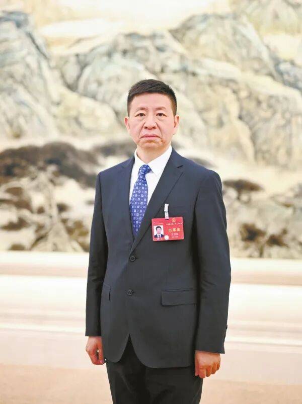 张家界市市长王洪斌，履新湖南省人民代表大会监察和司法委员会副主任委员