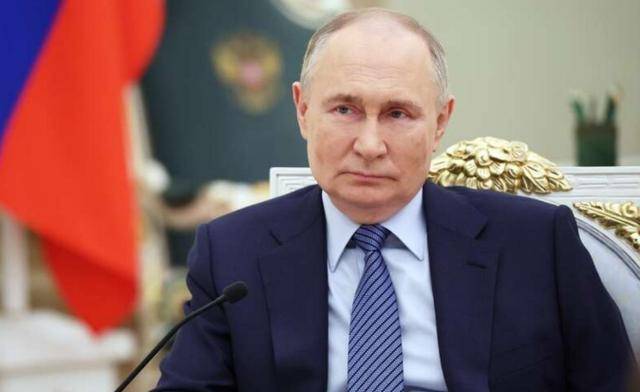 战斧将到手,泽连斯基信心大增!普京有求于中朝伊,要打响保卫战?