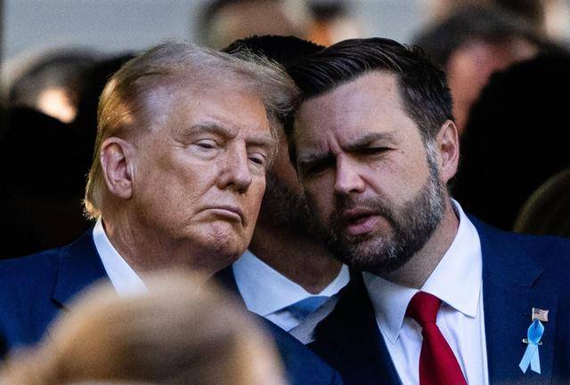 谁怕谁？中国上调37%稀土价格，特朗普真面目暴露，万斯紧急灭火