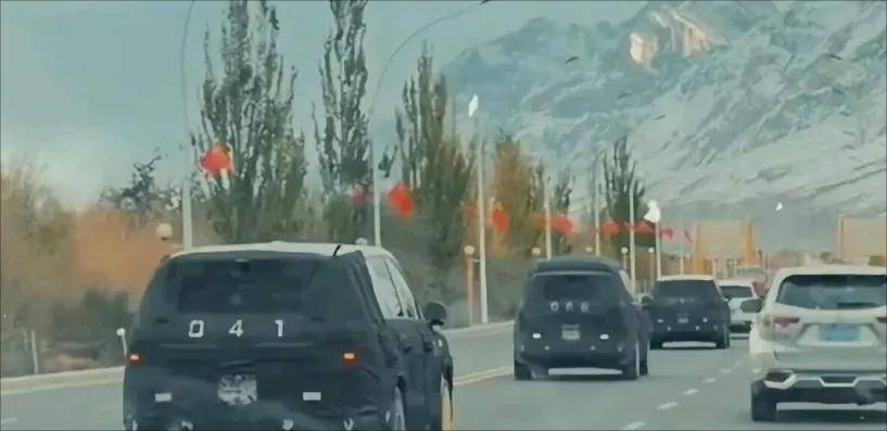 一夜蒸发1000亿,起火的小米SU7暴击雷军