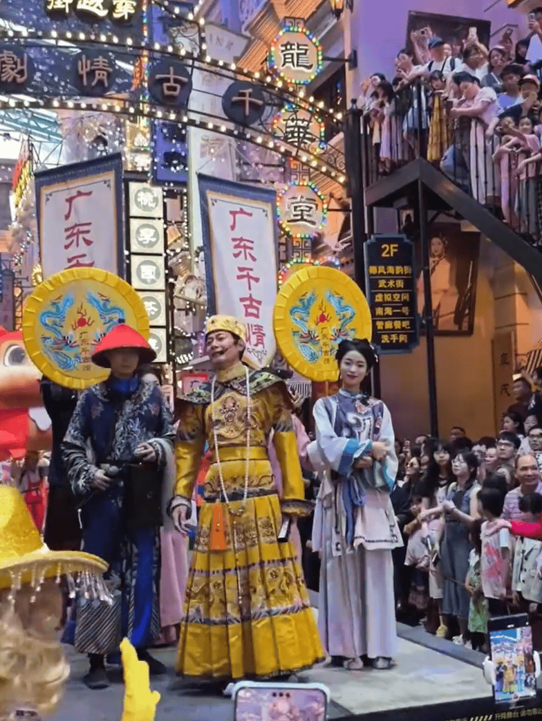 直播带货之后，景区成明星再就业方向？