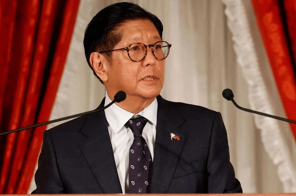 美航母进入南海后，马科斯发表全国讲话，菲律宾人“绝不屈服”