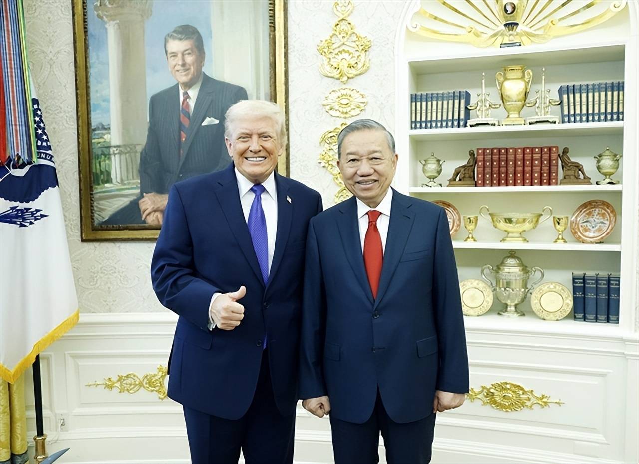 越南领导人亲自拍板,大半个高层都跟着他走,这次访美有大事要谈!